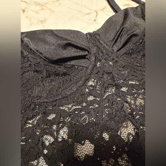 Edikted Black Lace Thong Bodysuit Size M NWT - Picture 3 of 10